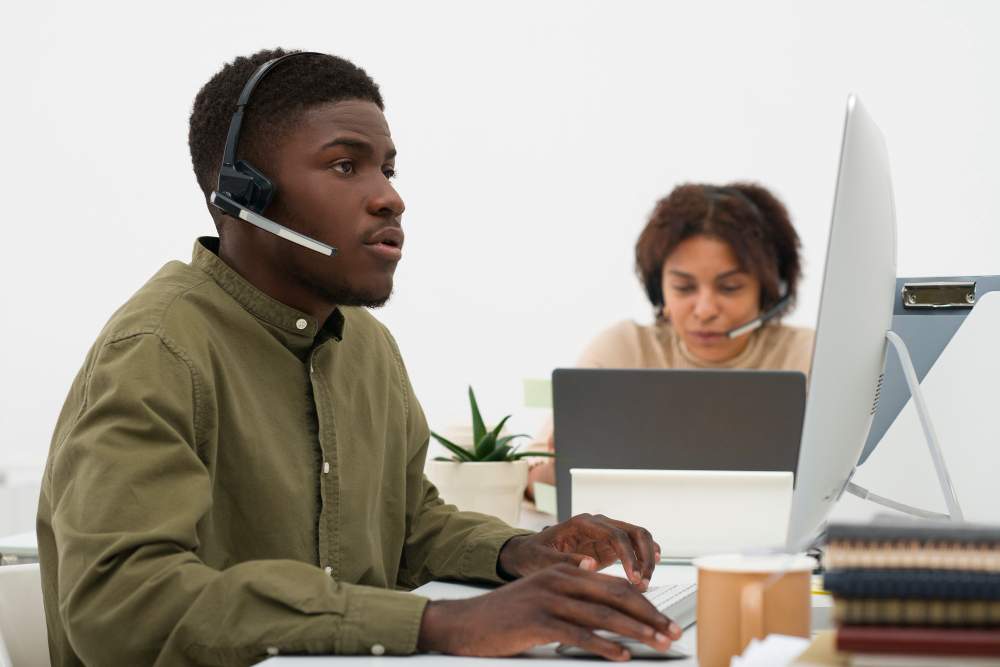 How to Reduce Customer Churn with Outsourced Support